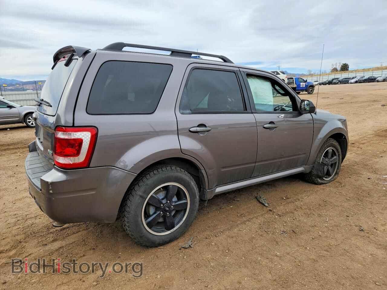 2011 FORD ESCAPE - VIN: 1FMCU9DG3BKC51630 - Фото 3