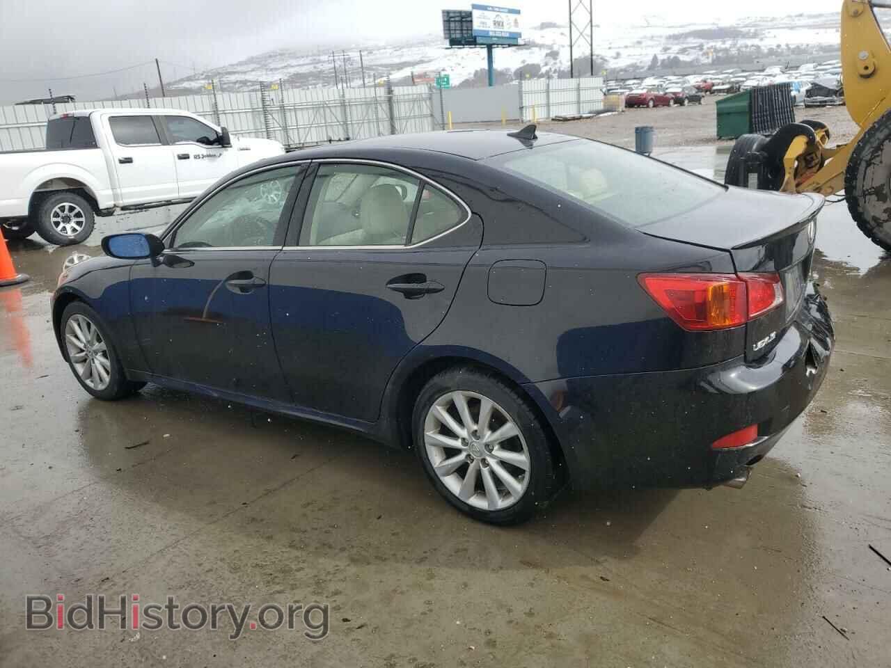 2010 LEXUS IS - VIN: JTHCF5C24A5037982 - Фото 2