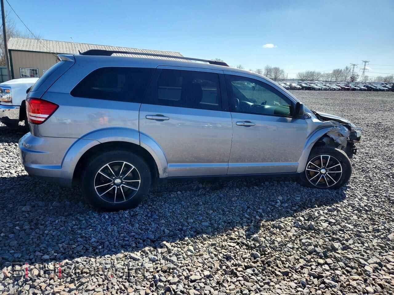 2017 DODGE JOURNEY - VIN: 3C4PDCAB2HT682656 - Фото 3