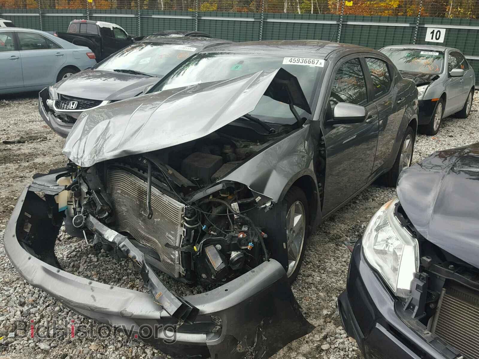 2011 DODGE AVENGER - VIN: 1B3BD2FG0BN577955 - Photo 2