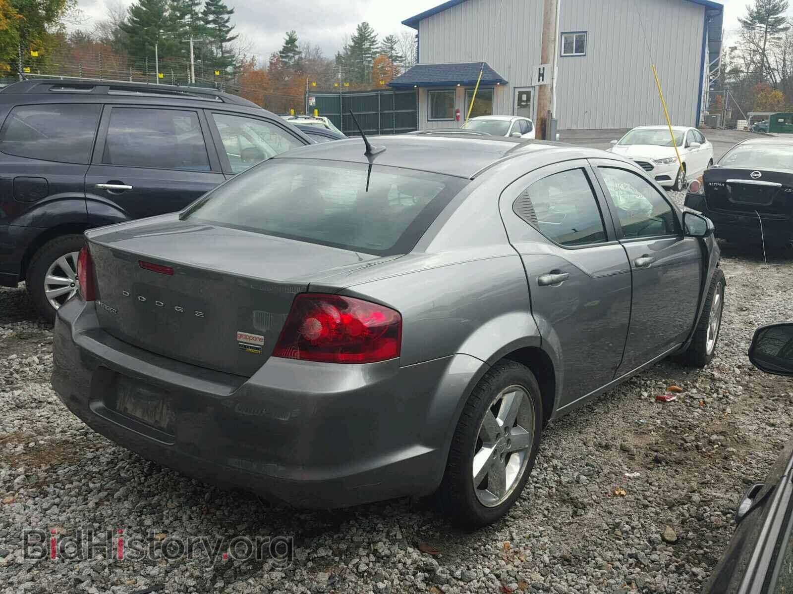 2011 DODGE AVENGER - VIN: 1B3BD2FG0BN577955 - Photo 4
