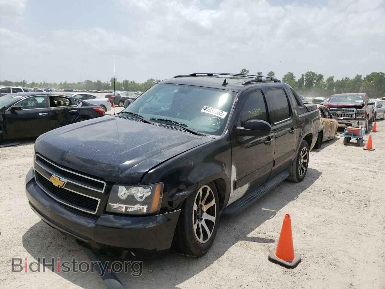 2013 CHEVROLET AVALANCHE - VIN: 3GNMCFE06DG336541 - Фото 2