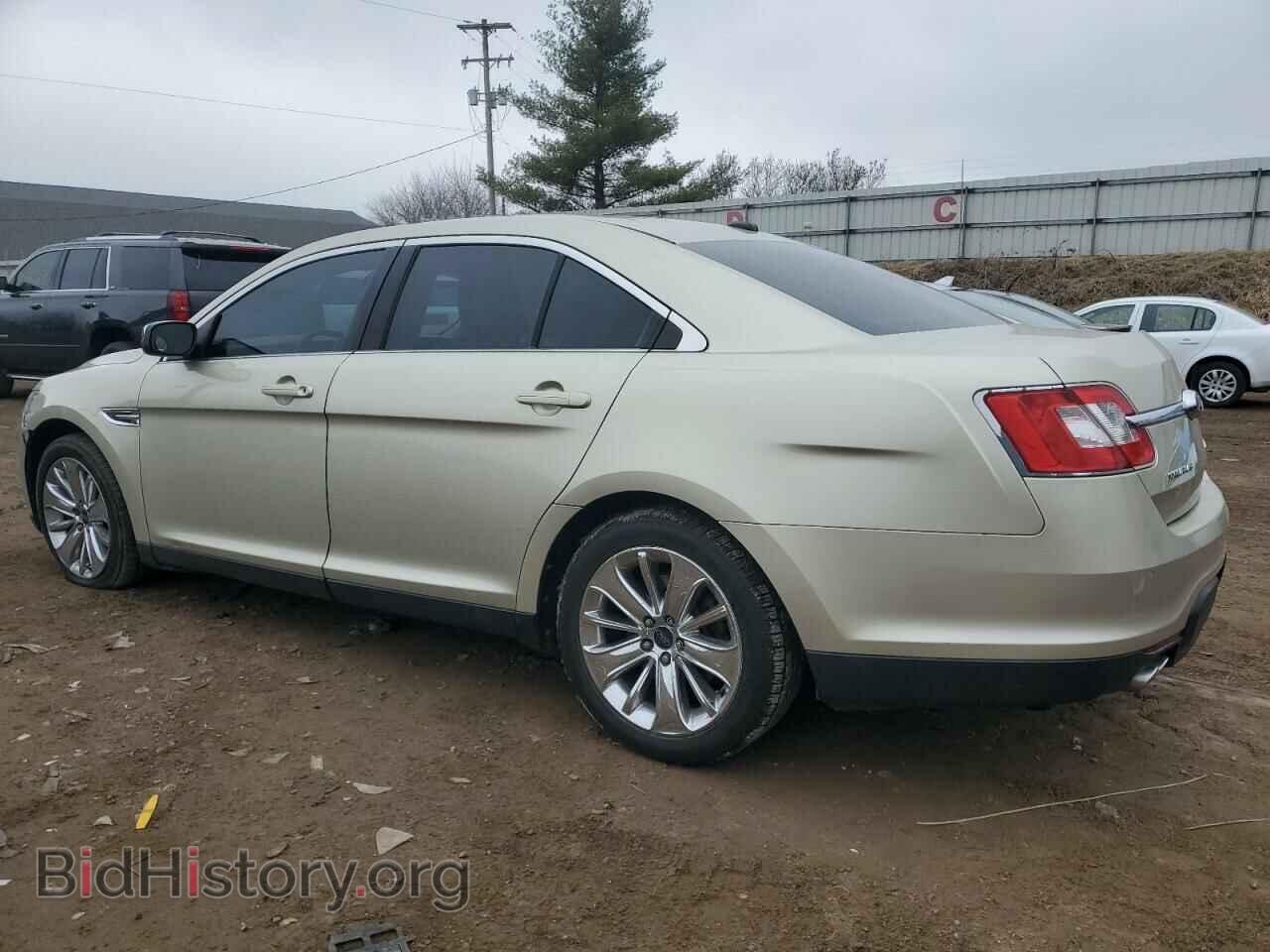 2011 FORD TAURUS - VIN: 1FAHP2FW4BG111012 - Photo 2
