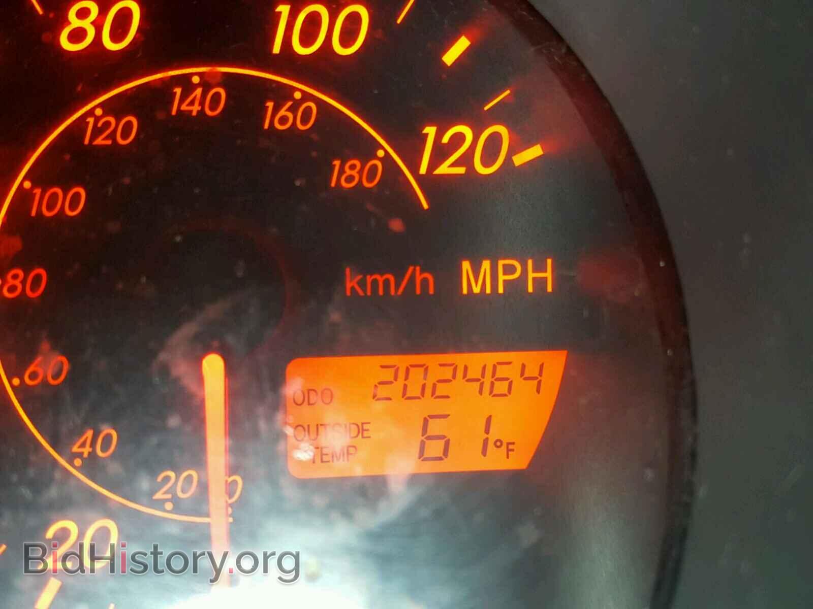 2003 TOYOTA COROLLA - VIN: 2T1KR32E83C036411 - Фото 8