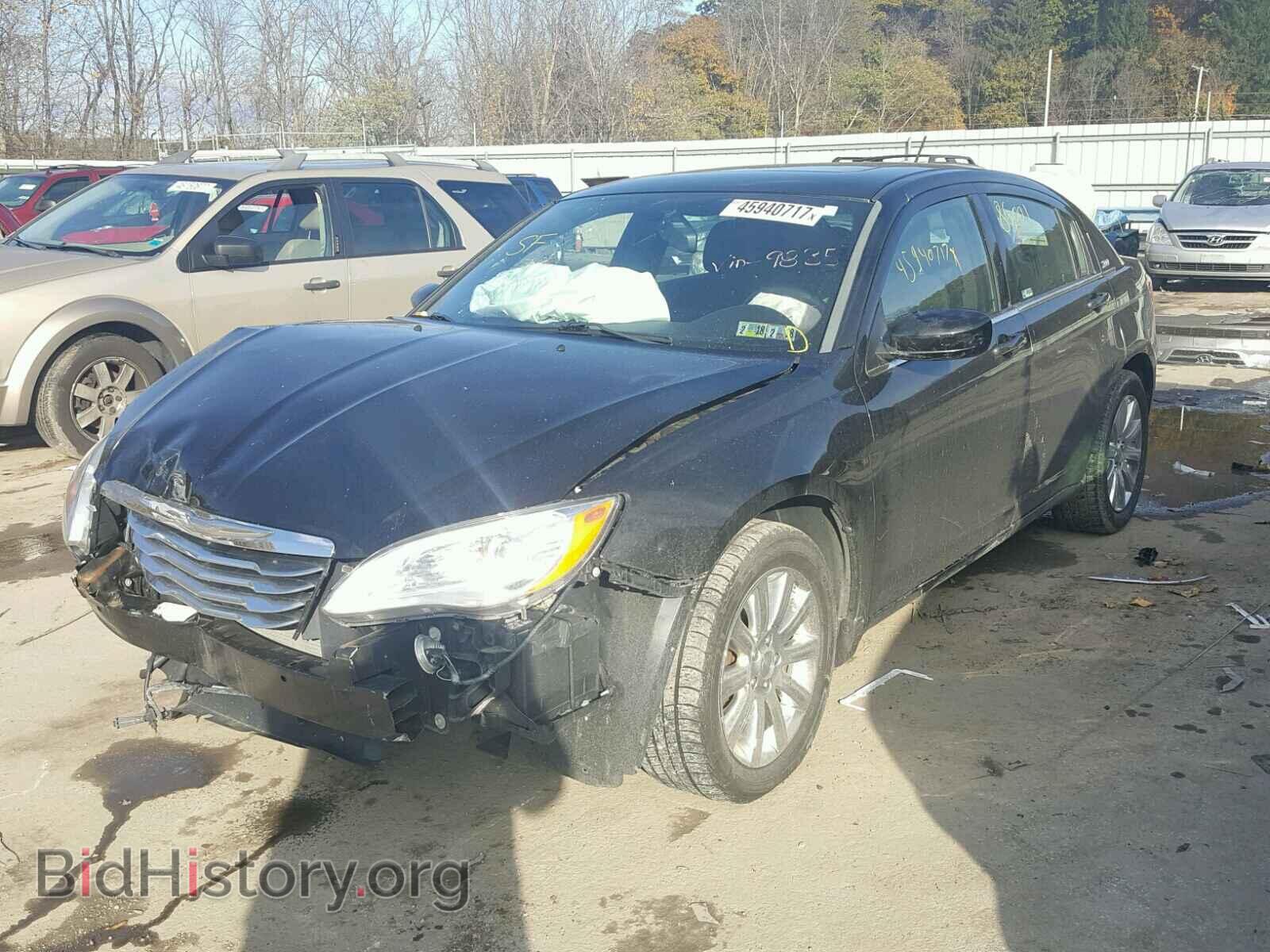 2012 CHRYSLER 200 - VIN: 1C3CCBBB0CN298351 - Фото 2