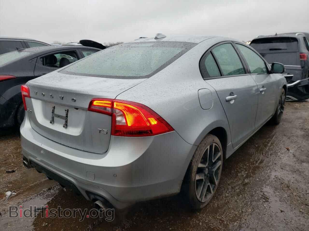 2017 VOLVO S60 - VIN: YV126MFL0H2438530 - Фото 3