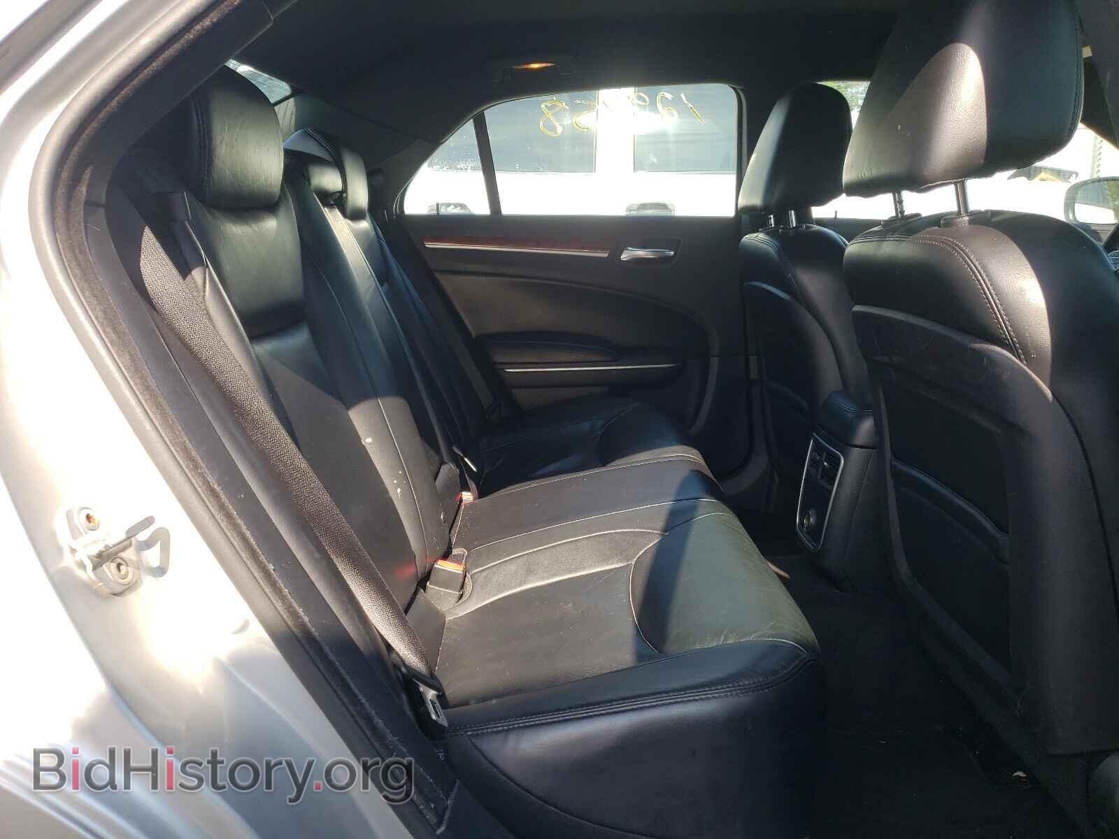 2012 CHRYSLER 300 - VIN: 2C3CCACG9CH266107 - Фото 6