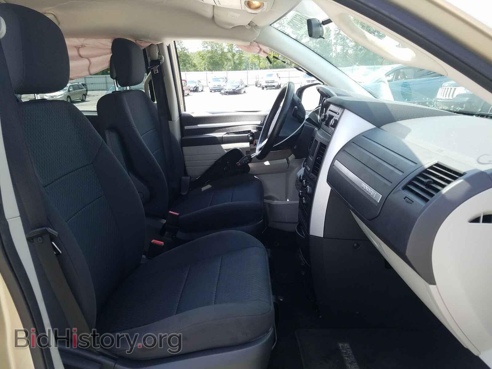 2010 DODGE CARAVAN - VIN: 2D4RN3D14AR412039 - Фото 5