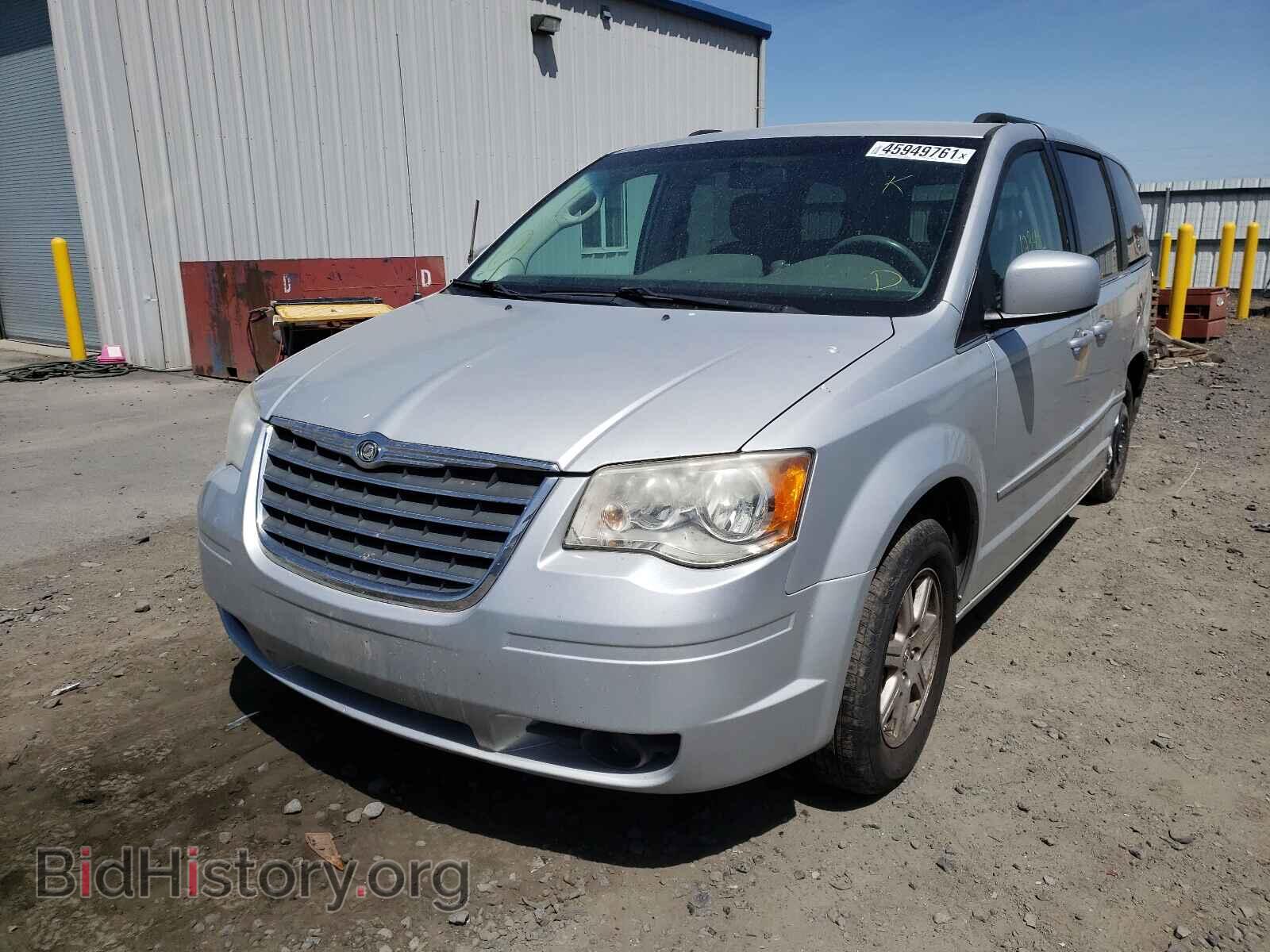 2008 CHRYSLER MINIVAN - VIN: 2A8HR54P88R141616 - Фото 2