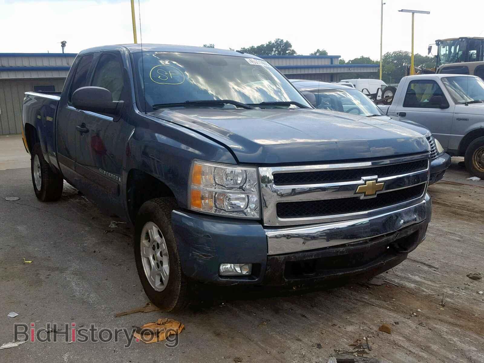 Фотография 2GCEC19JX71675772 - CHEVROLET SILVERADO 2007