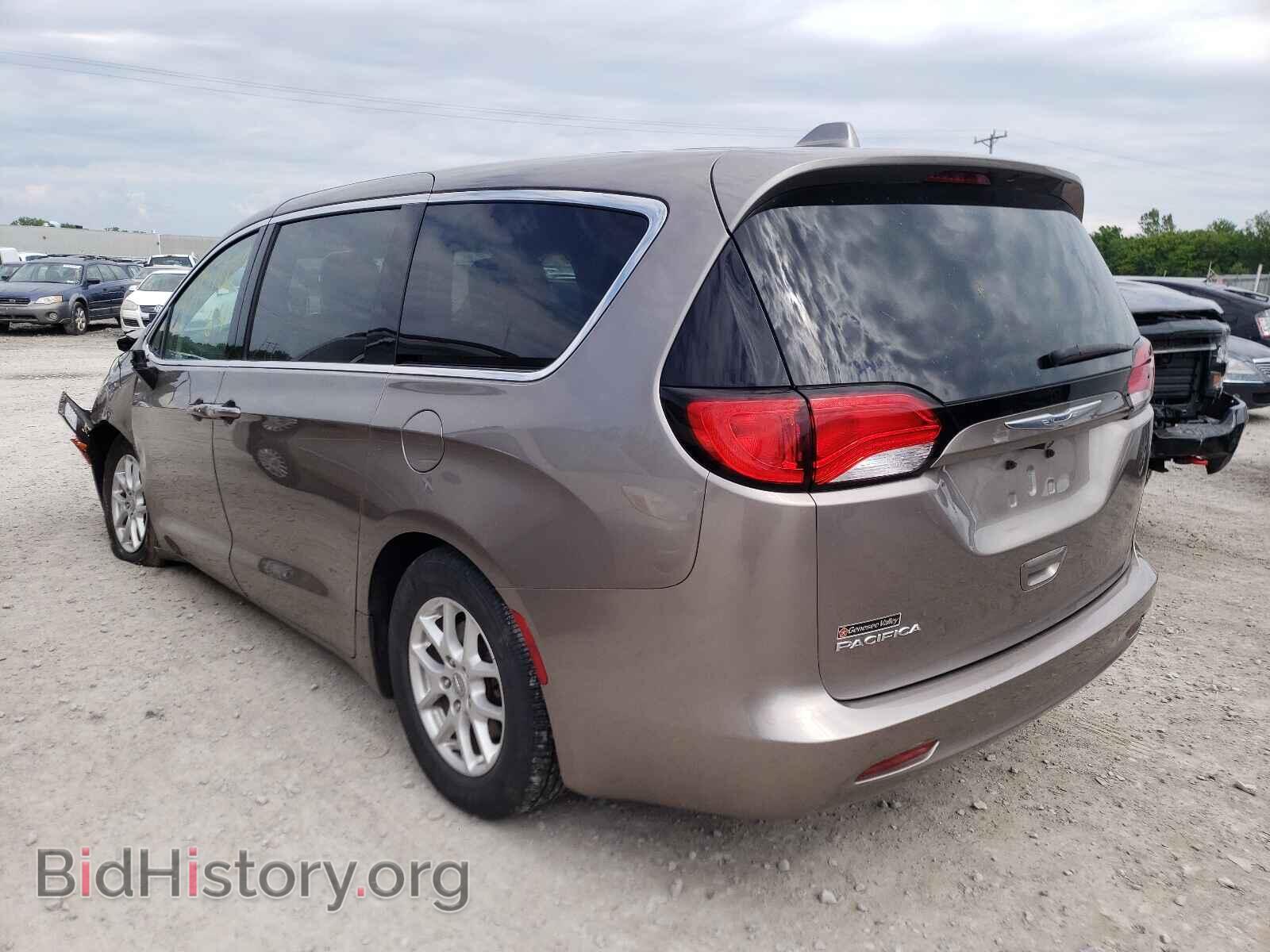 2017 CHRYSLER PACIFICA - VIN: 2C4RC1DGXHR536550 - Фото 3