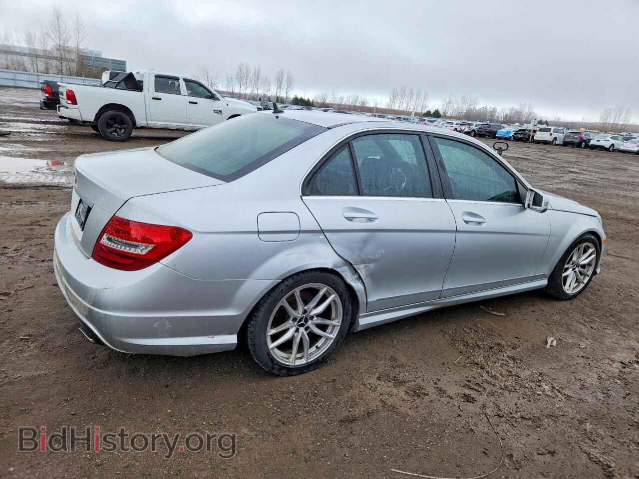 2012 MERCEDES-BENZ C-CLASS - VIN: WDDGF8FB8CF921605 - Фото 3