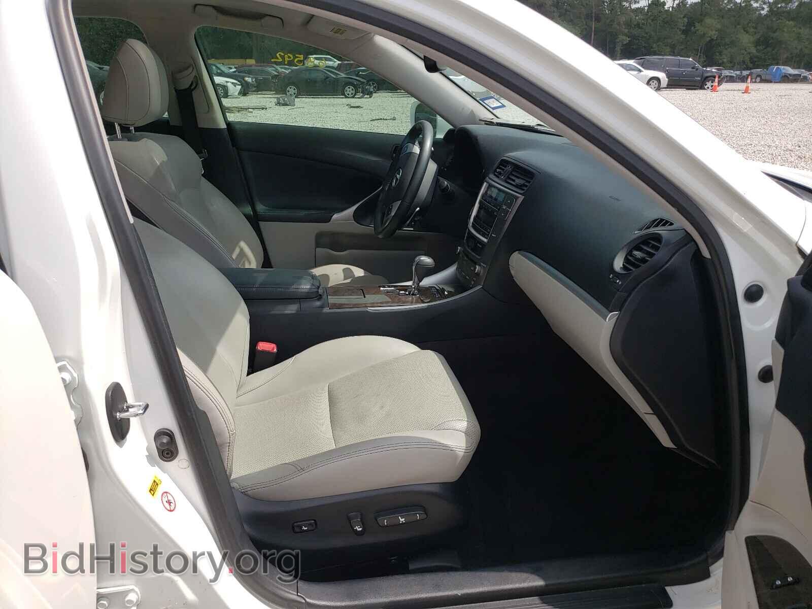 2011 LEXUS IS - VIN: JTHBF5C20B5152267 - Фото 5