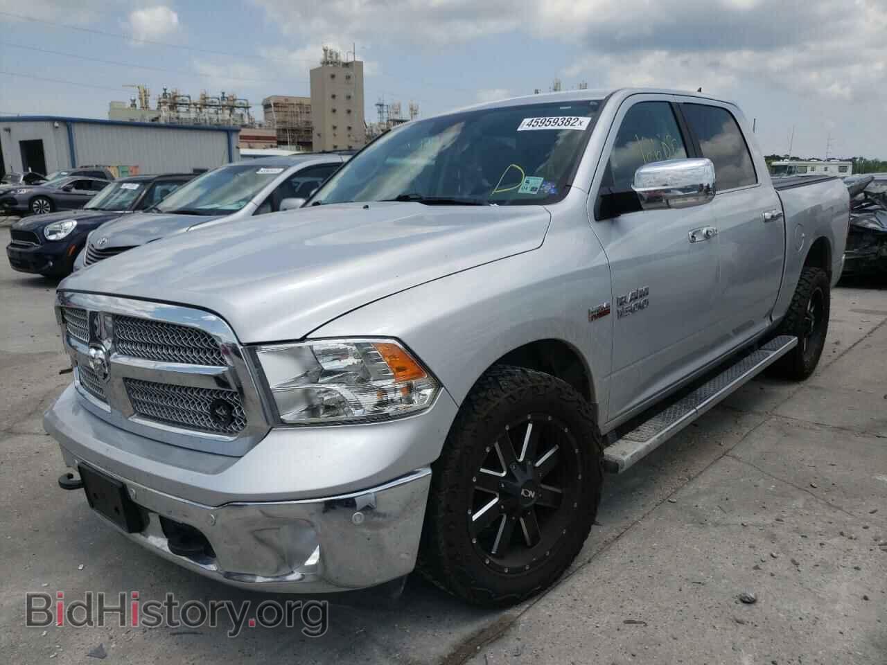 2018 RAM 1500 - VIN: 1C6RR6LT7JS207357 - Фото 2