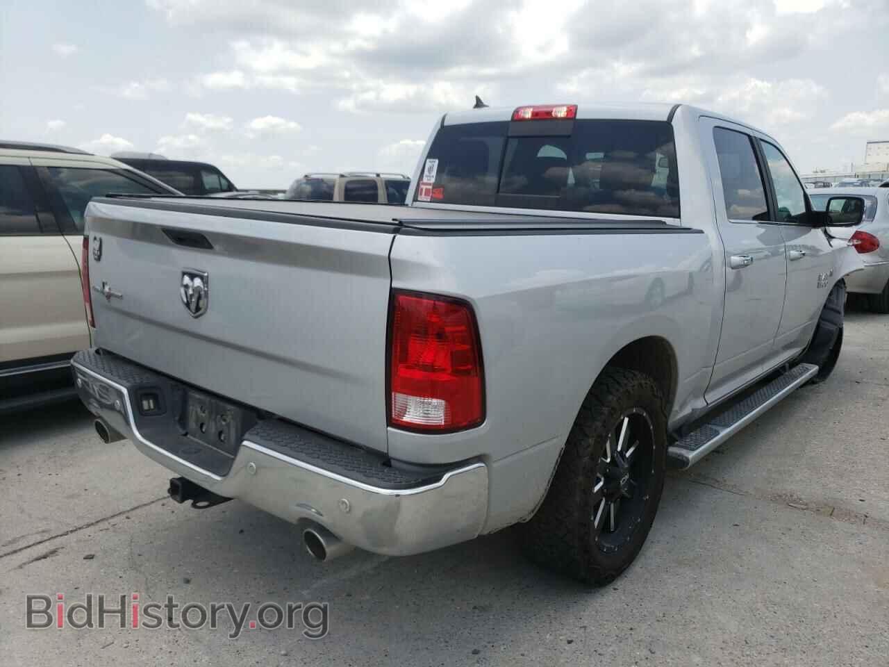2018 RAM 1500 - VIN: 1C6RR6LT7JS207357 - Фото 4