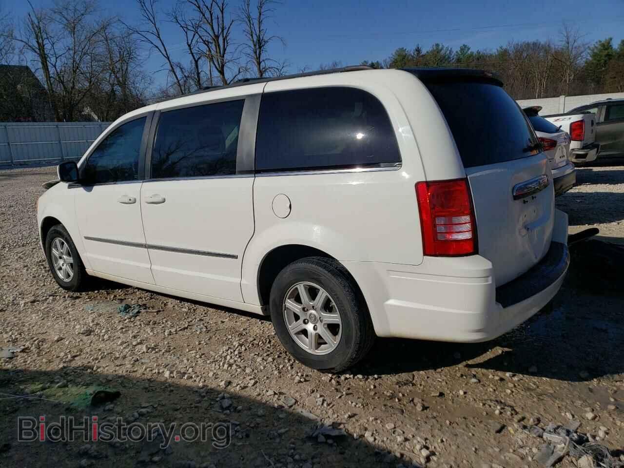 2010 CHRYSLER MINIVAN - VIN: 2A4RR5D17AR212344 - Фото 2