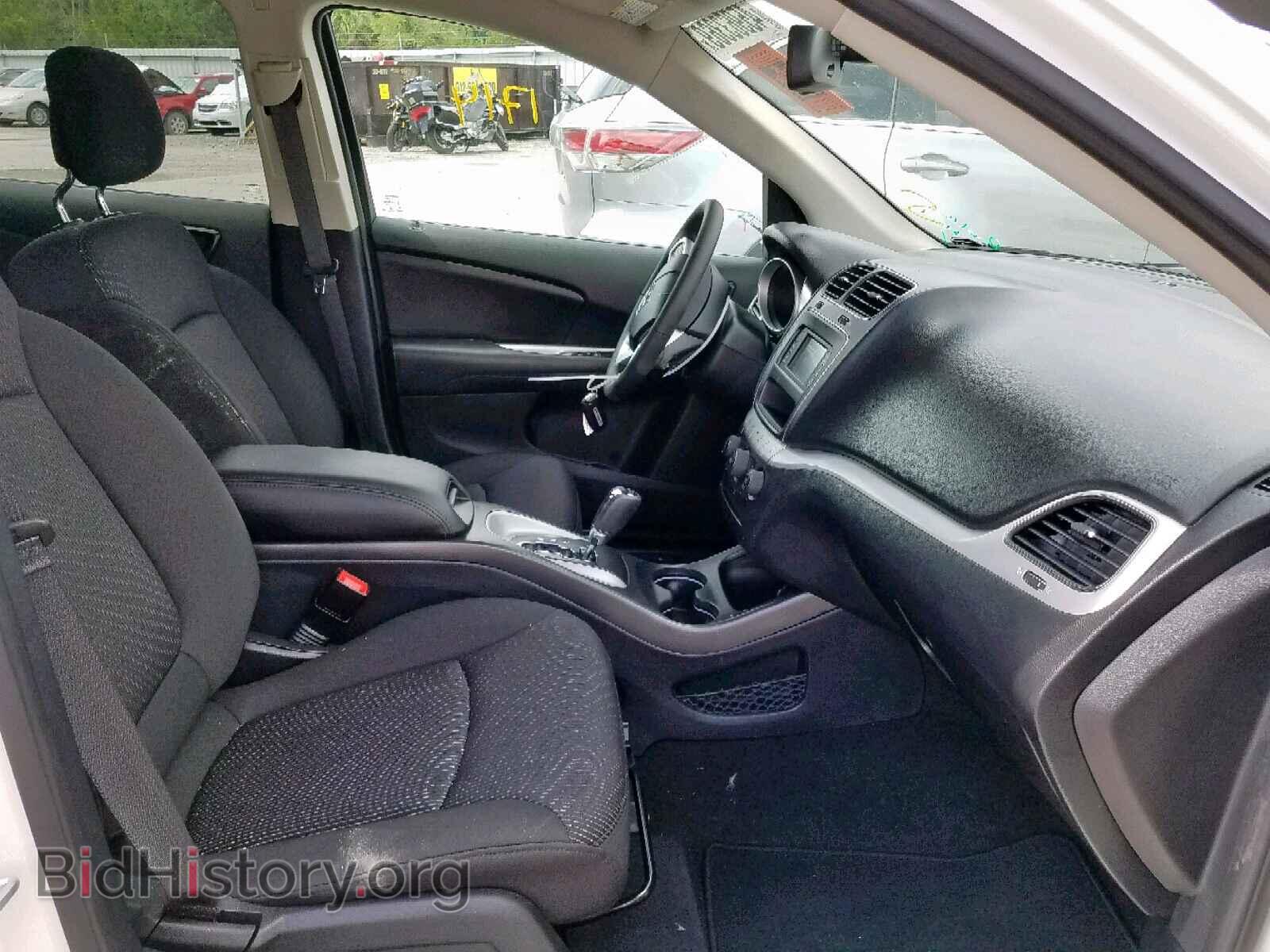 2019 DODGE JOURNEY SE - VIN: 3C4PDCBB6KT789733 - Фото 5