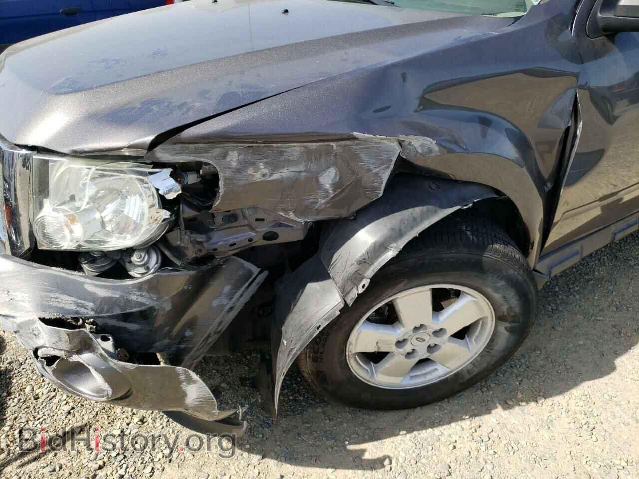 2011 FORD ESCAPE - VIN: 1FMCU0D77BKC10896 - Фото 9