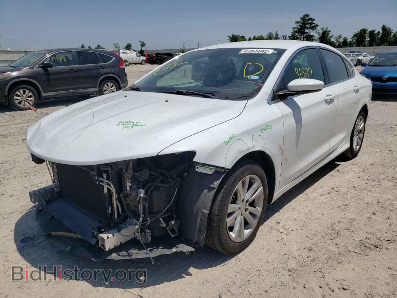 2015 CHRYSLER 200 - VIN: 1C3CCCAB0FN751184 - Фото 2