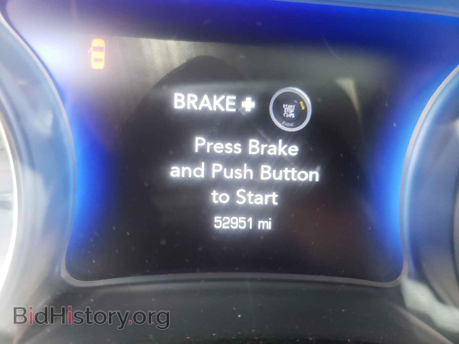 2019 CHRYSLER 300 - VIN: 2C3CCAEG6KH594838 - Фото 8