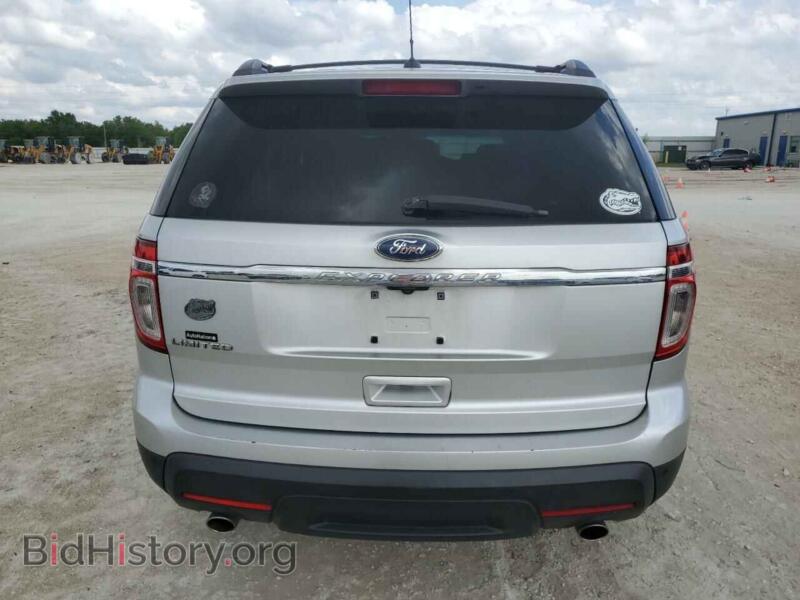 2011 Ford EXPLORER (VIN 1FMHK7F82BGA63903) — фото 6 из 14