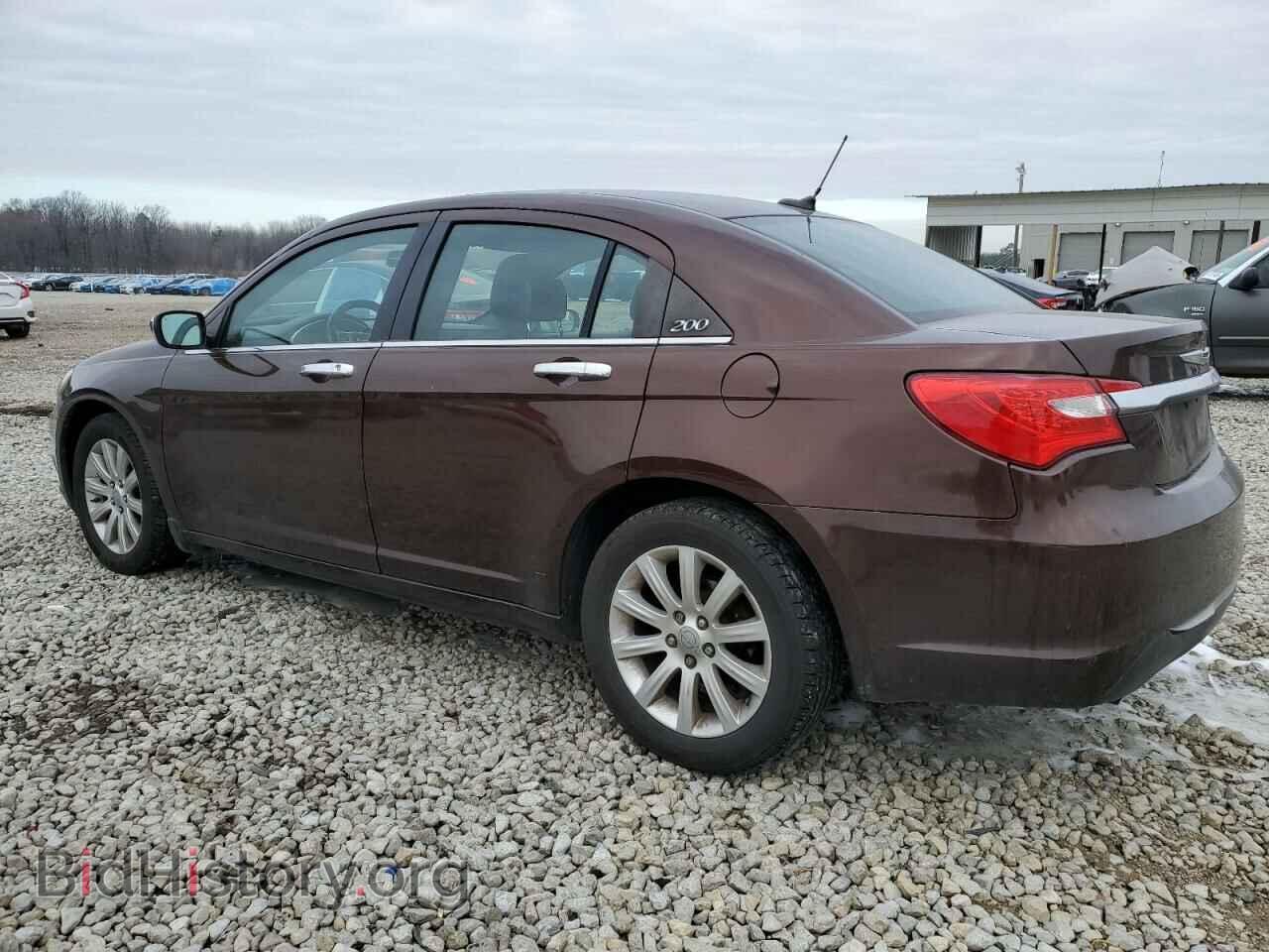 2013 CHRYSLER 200 - VIN: 1C3CCBCG5DN598320 - Фото 2