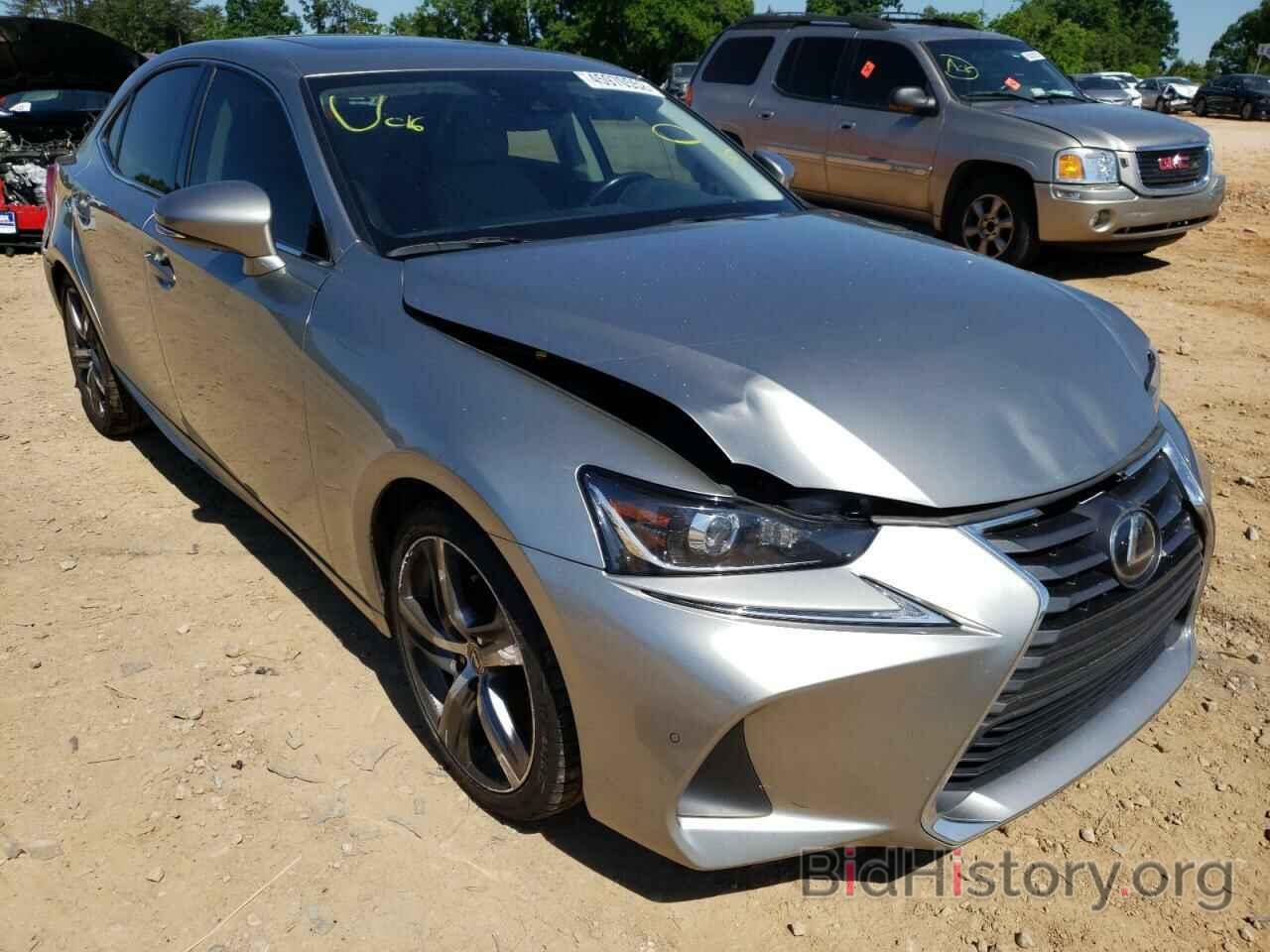 Photo JTHBA1D26H5046405 - LEXUS IS 2017