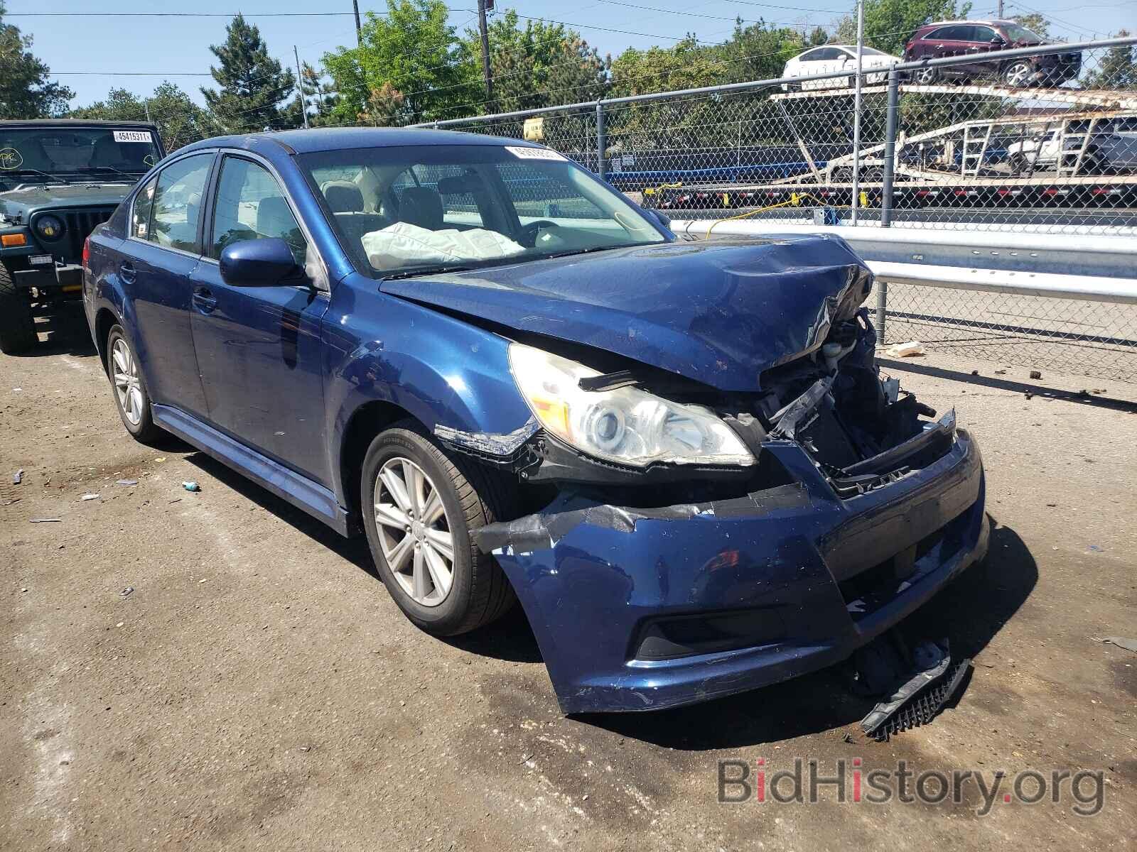 Photo 4S3BMBH62B3219903 - SUBARU LEGACY 2011