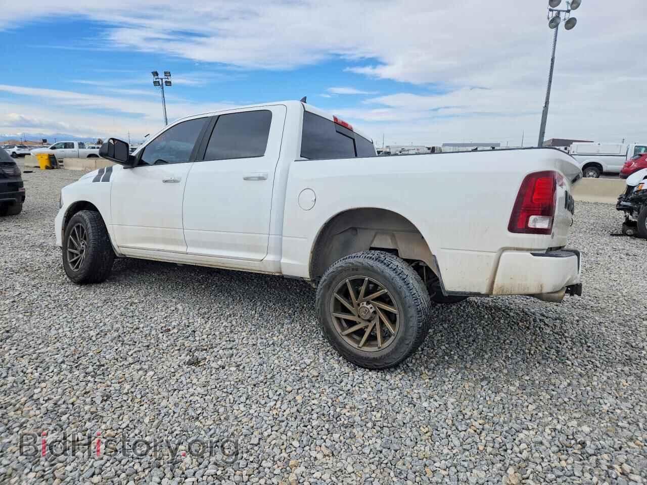 2018 RAM 1500 - VIN: 1C6RR7MTXJS259909 - Photo 2