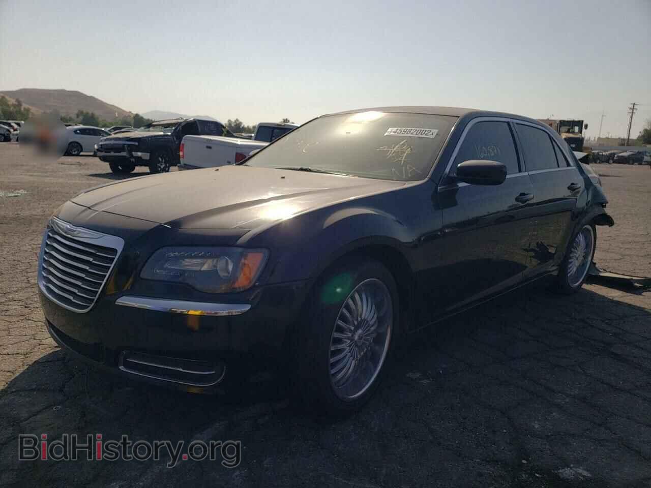 2012 CHRYSLER 300 - VIN: 2C3CCAAGXCH220126 - Photo 2