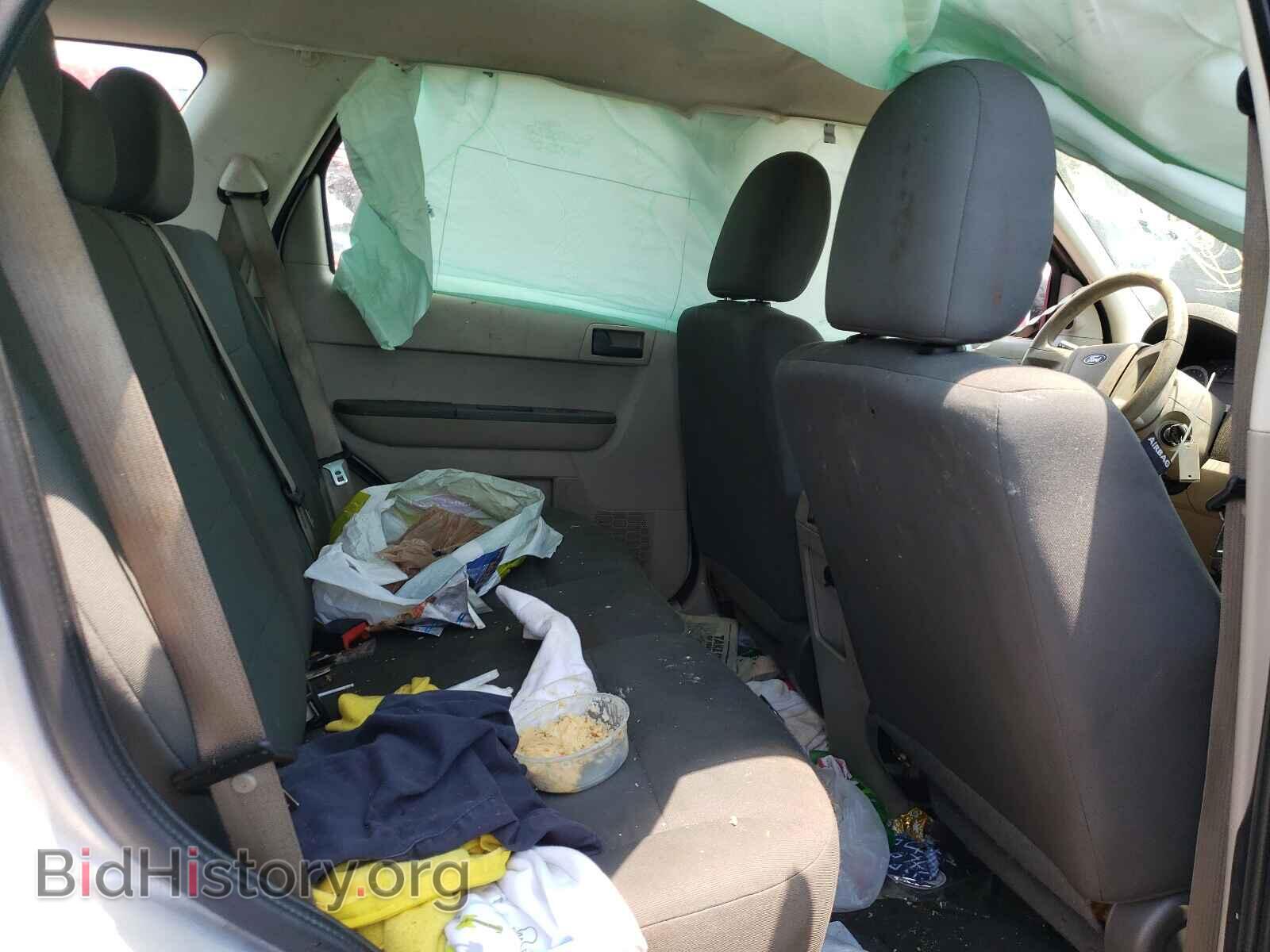 2011 FORD ESCAPE - VIN: 1FMCU0C70BKA28619 - Фото 6