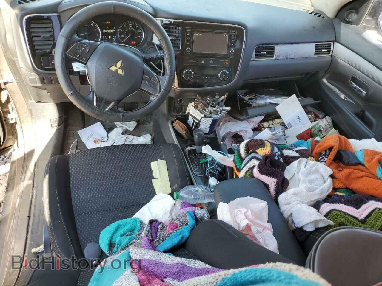 2017 MITSUBISHI OUTLANDER - VIN: JA4AD2A39HZ062690 - Фото 8