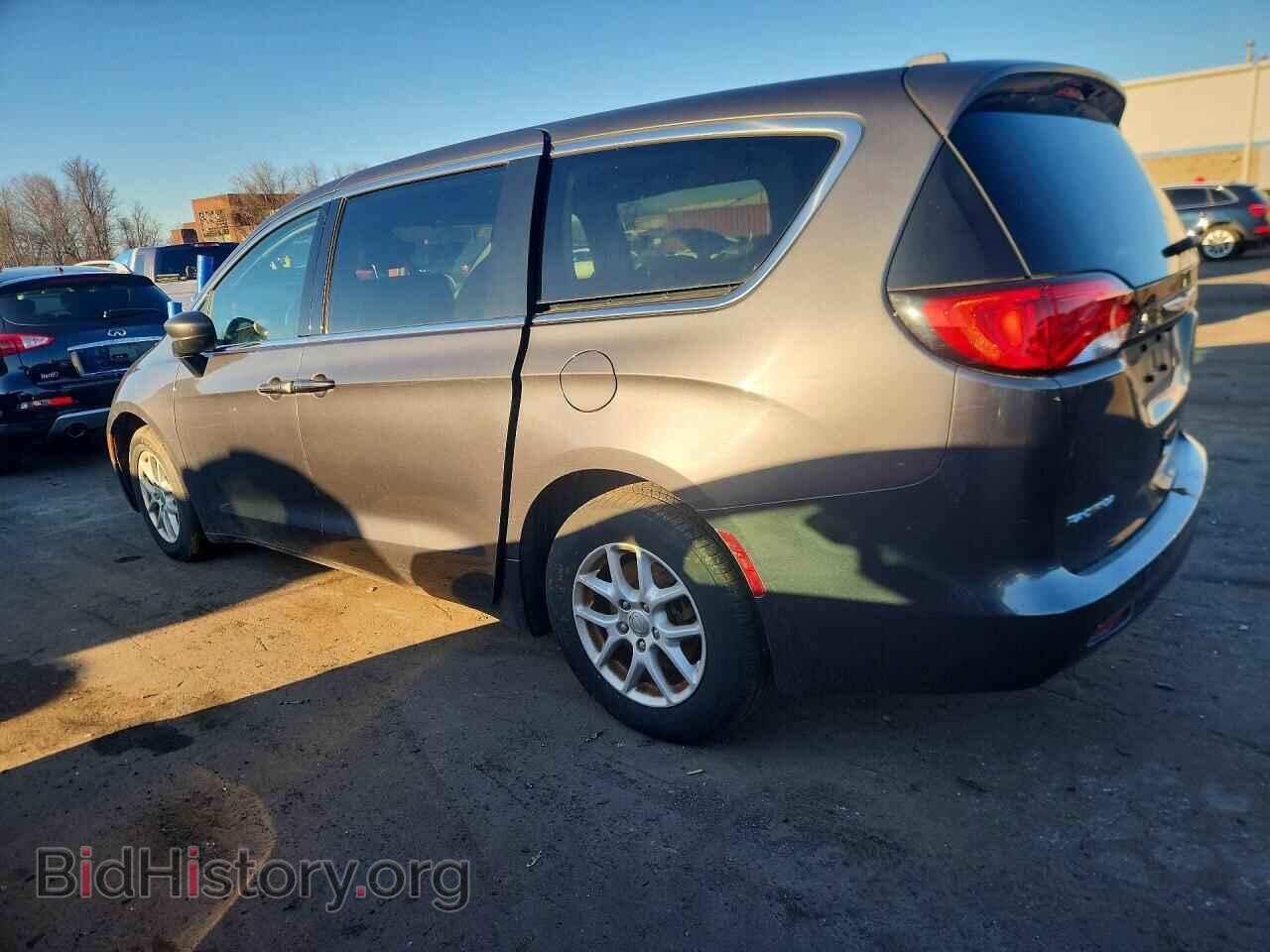 2017 CHRYSLER PACIFICA - VIN: 2C4RC1CGXHR565967 - Фото 2