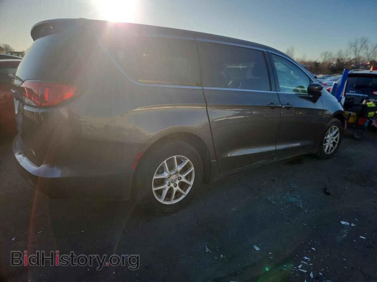 2017 CHRYSLER PACIFICA - VIN: 2C4RC1CGXHR565967 - Фото 3