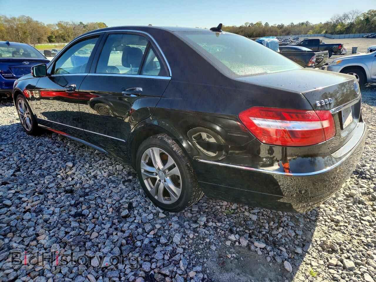 2011 MERCEDES-BENZ E-CLASS - VIN: WDDHF8HB9BA467703 - Фото 2