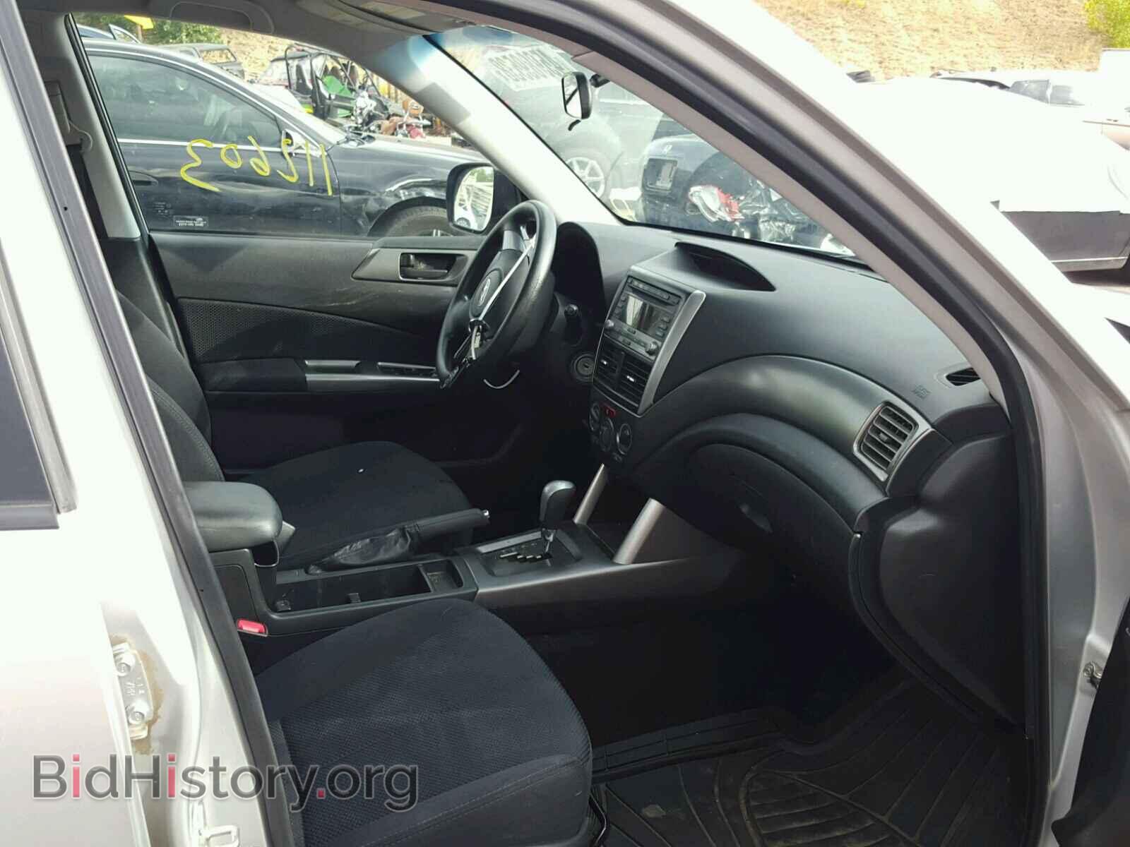 2011 SUBARU FORESTER - VIN: JF2SHBBC4BH742640 - Фото 5