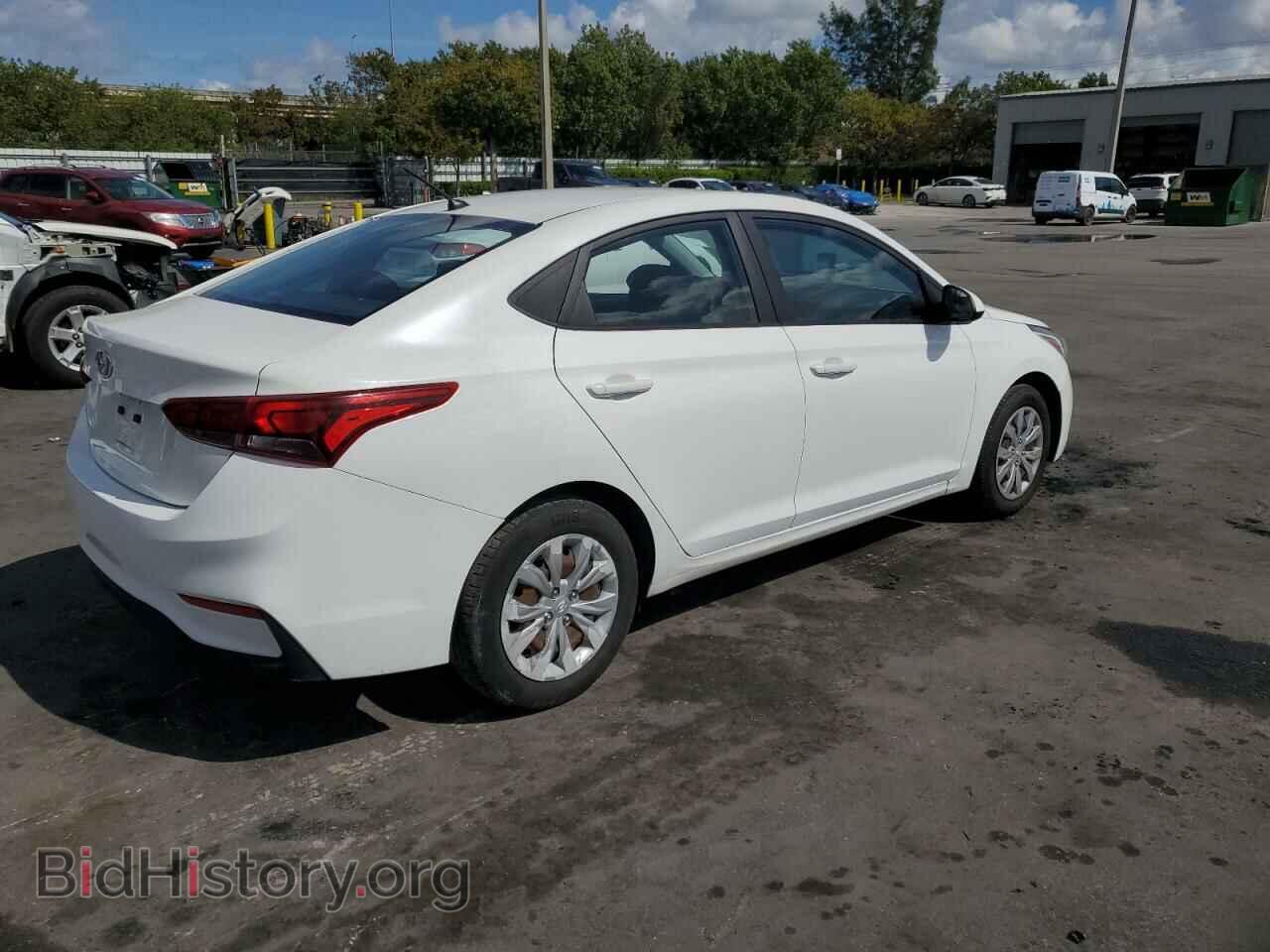 2019 HYUNDAI ACCENT - VIN: 3KPC24A30KE051919 - Фото 3