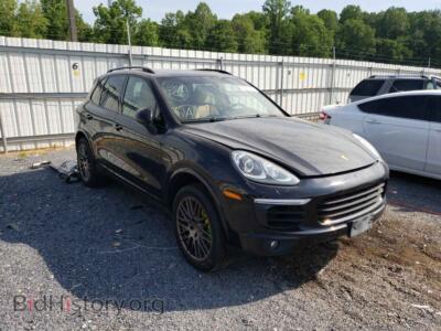 2017 Porsche CAYENNE Cayenne SE, черный — VIN WP1AE2A26HLA73013, Copart