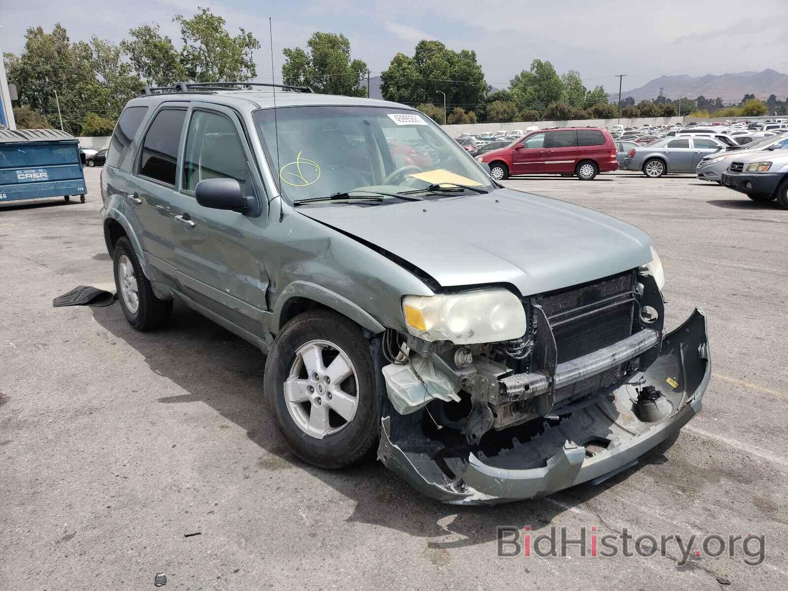 Photo 1FMCU04126KA18061 - FORD ESCAPE 2006