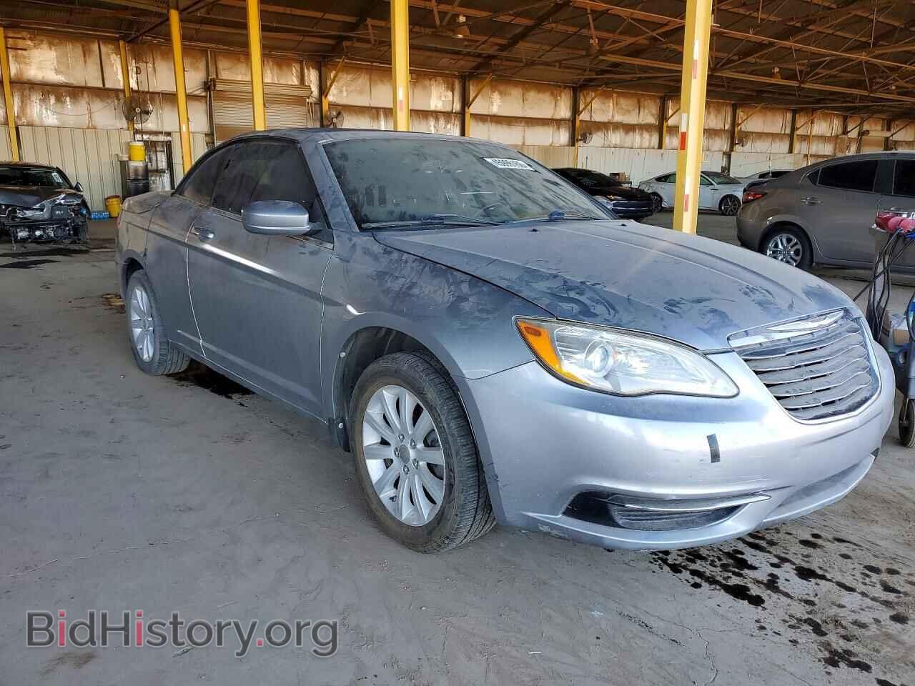 2013 CHRYSLER 200 - VIN: 1C3BCBEB1DN592334 - Фото 4
