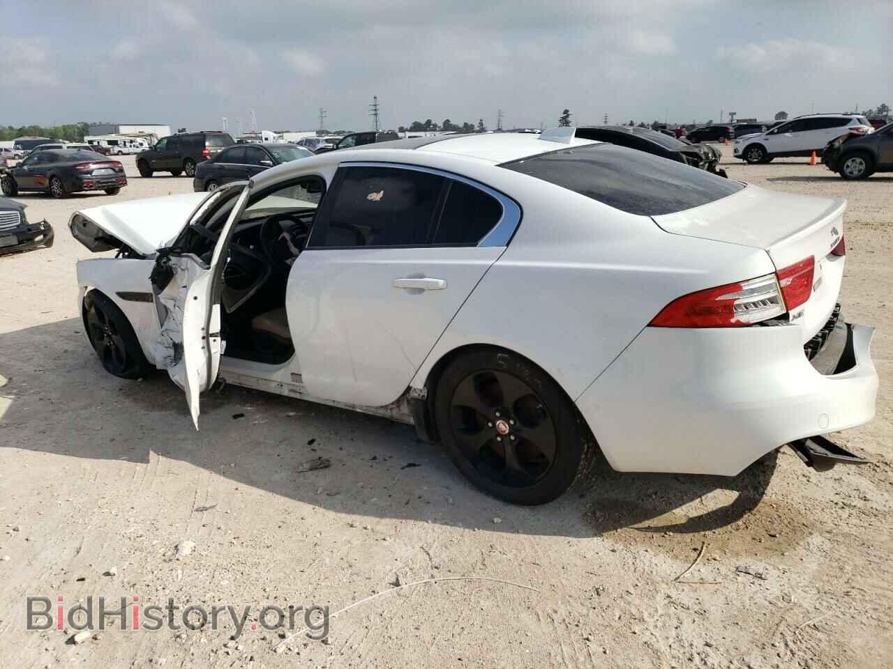 2017 JAGUAR XE - VIN: SAJAR4BG6HA948003 - Фото 2