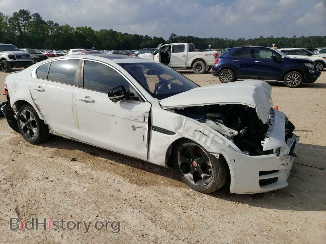 2017 JAGUAR XE - VIN: SAJAR4BG6HA948003 - Фото 4