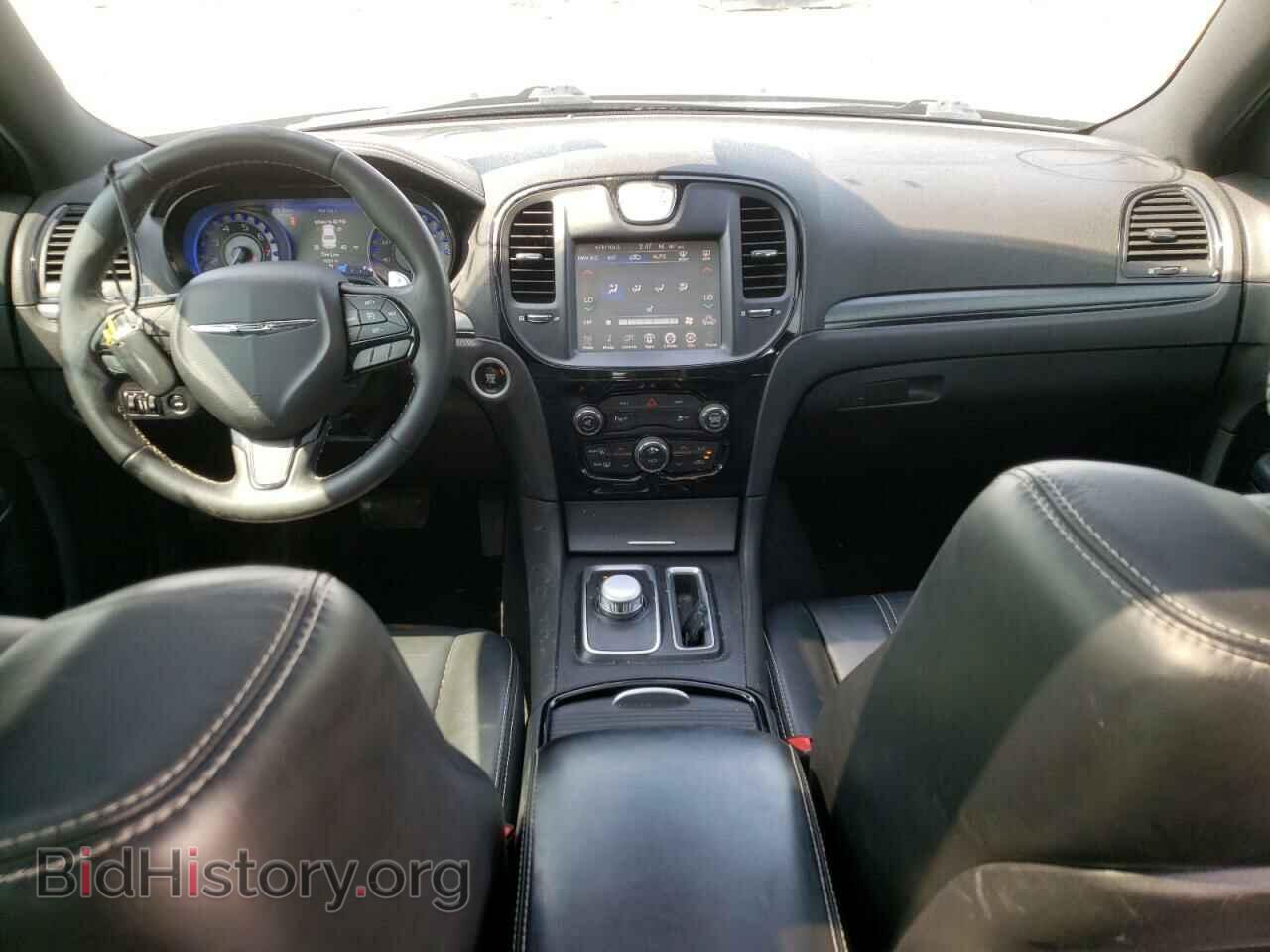 2016 CHRYSLER 300 - VIN: 2C3CCAGG5GH136020 - Фото 9