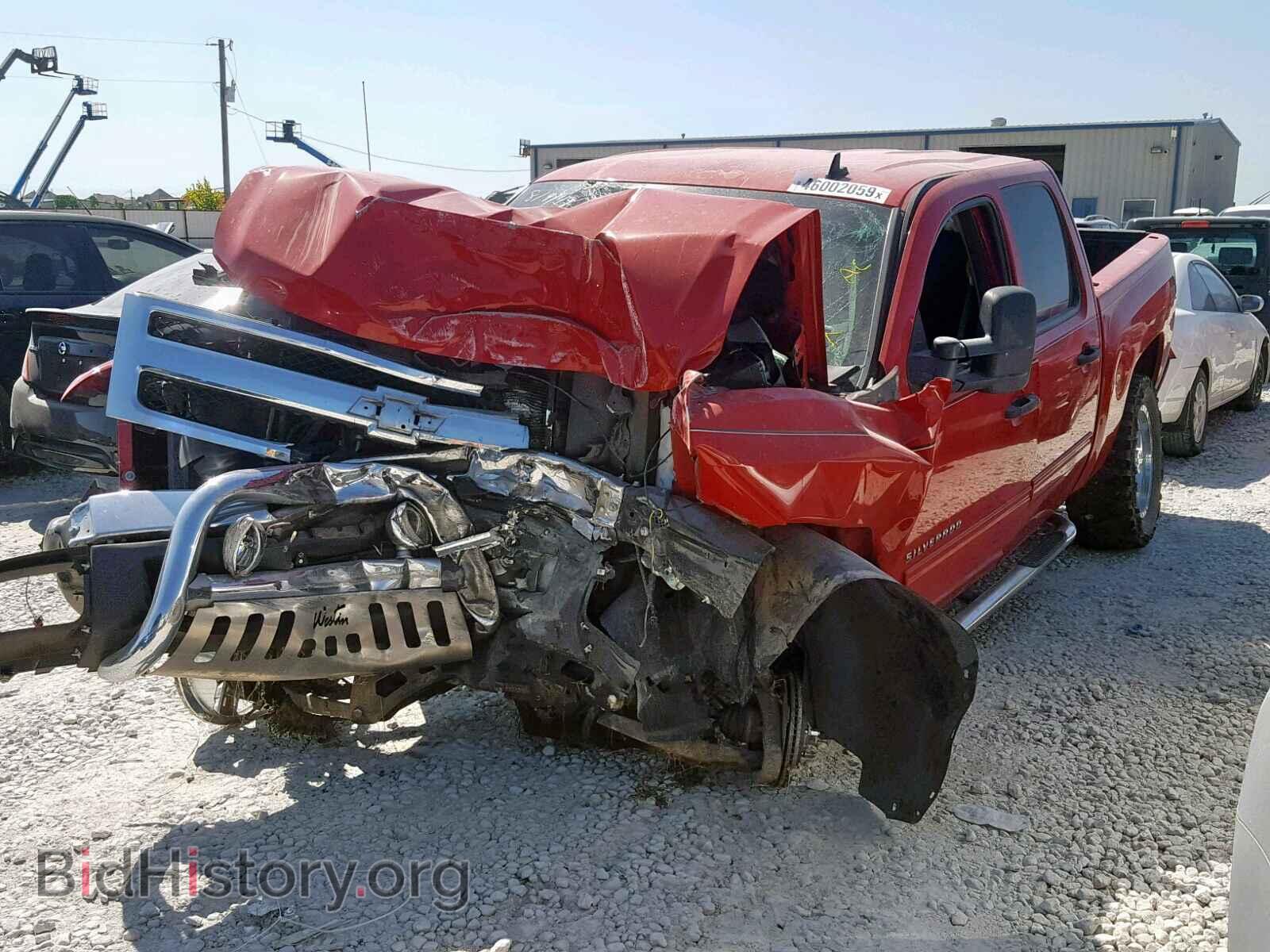 2011 CHEVROLET SILVERADO - VIN: 3GCPKSE38BG270129 - Photo 2