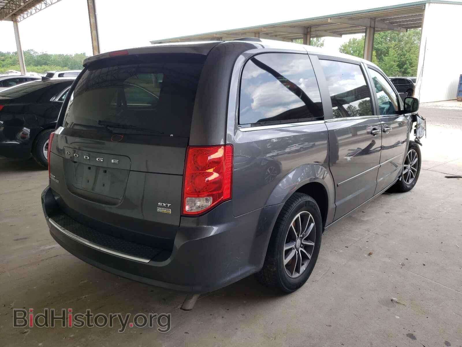 2017 DODGE GRAND CARA - VIN: 2C4RDGCG7HR852182 - Фото 4