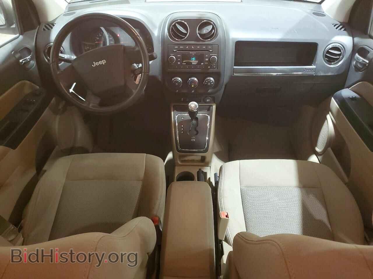 2010 JEEP COMPASS - VIN: 1J4NF4FB2AD513114 - Photo 8