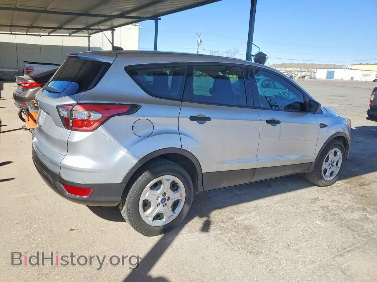 2017 FORD ESCAPE - VIN: 1FMCU0F76HUB01890 - Фото 3