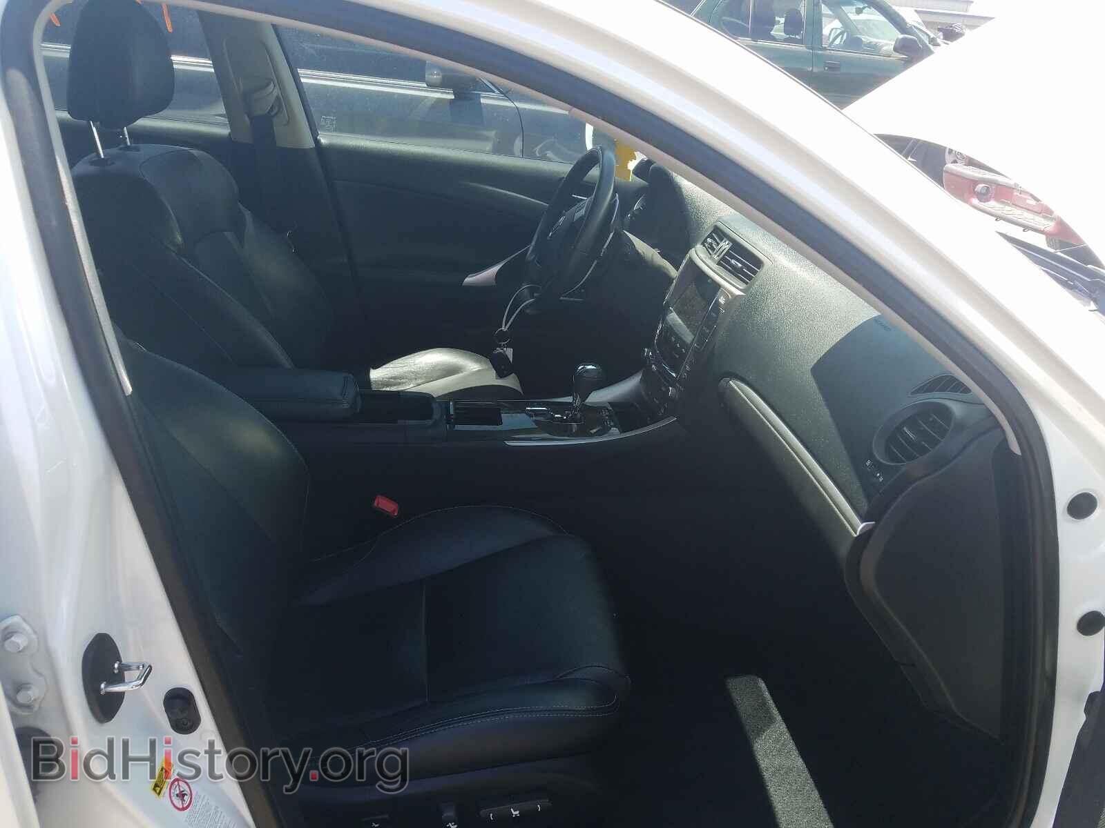 2012 LEXUS IS - VIN: JTHCF5C25C5056091 - Photo 5