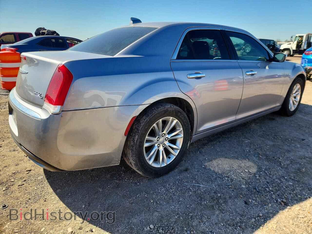 2016 CHRYSLER 300 - VIN: 2C3CCAEG2GH123633 - Фото 3