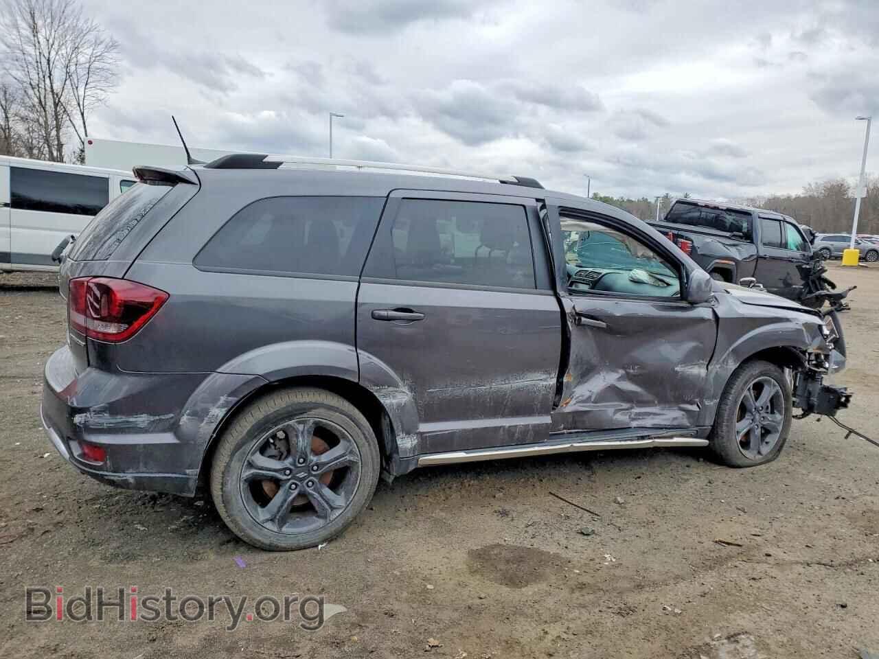 2020 DODGE JOURNEY - VIN: 3C4PDCGB4LT272425 - Photo 3